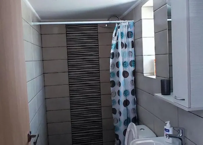 Holidays Апартаменти