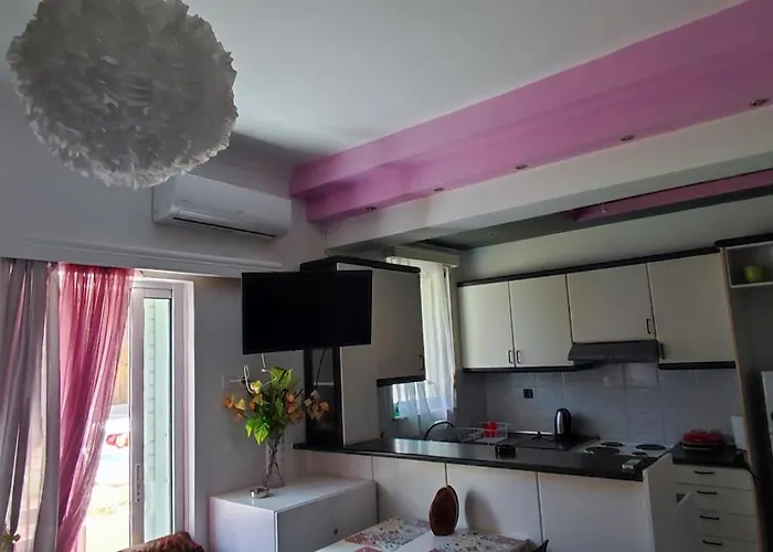 Апартаменти Holidays Ханья (Крит)